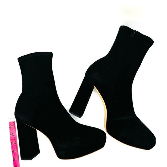 LOEFFLER Randall Black velvet Camden Black Platform Bootie size 9.5 - Picture 8 of 9
